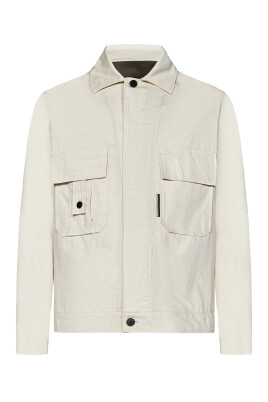 white-denim-jacket-classic-style