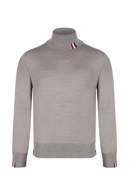 beige-fine-knit-jumper