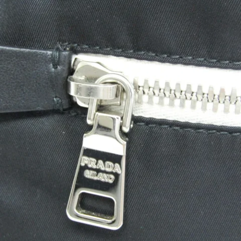 Prada Vintage Pre-owned Nylon shoulder-bags Black Dames
