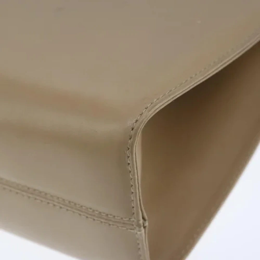 Salvatore Ferragamo Pre-owned Leather shoulder-bags Beige Dames