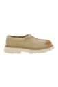 mule-beige-en-daim-avec-semelle-surelevee