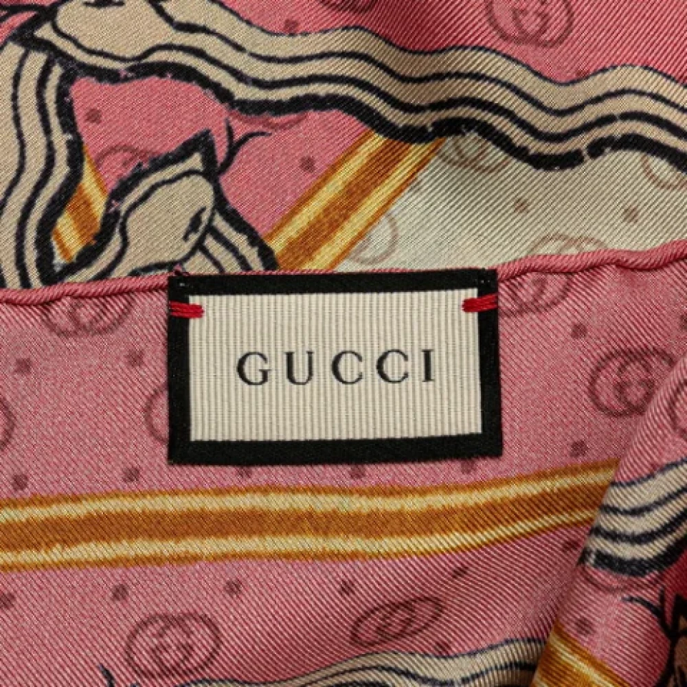Gucci Vintage Pre-owned Silk scarves Pink Dames