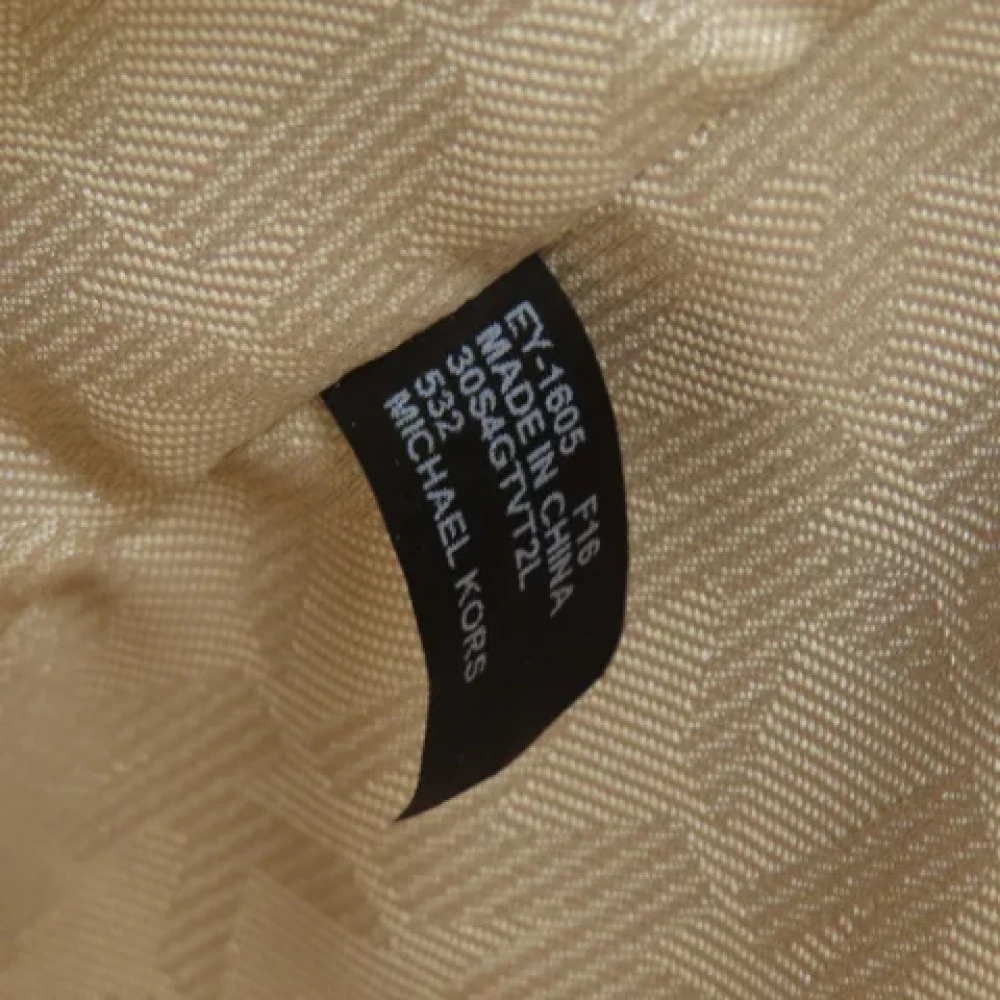 Michael Kors Pre-owned Plastic shoulder-bags Brown Dames