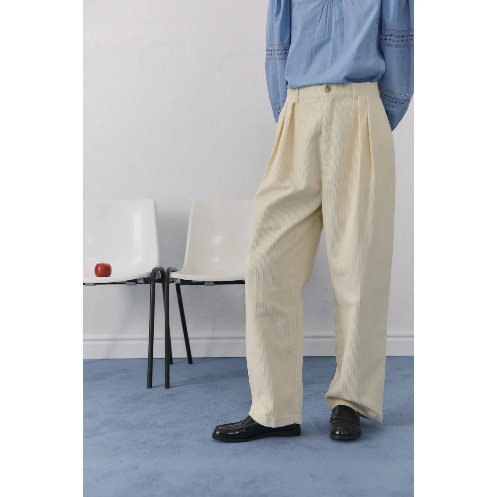The New Society Corduroy Straight Cut Pants Vanilla Cream Beige Dames