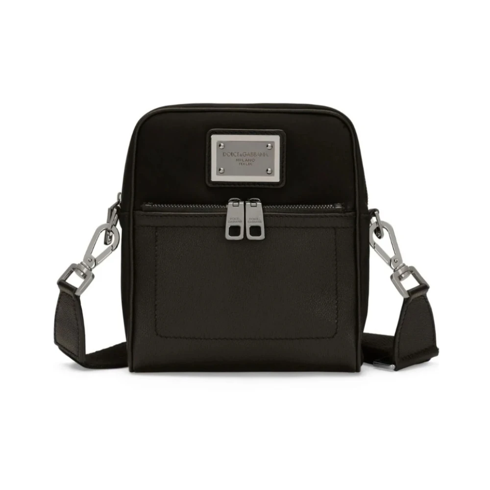 Messenger bag med logo plate og lukking