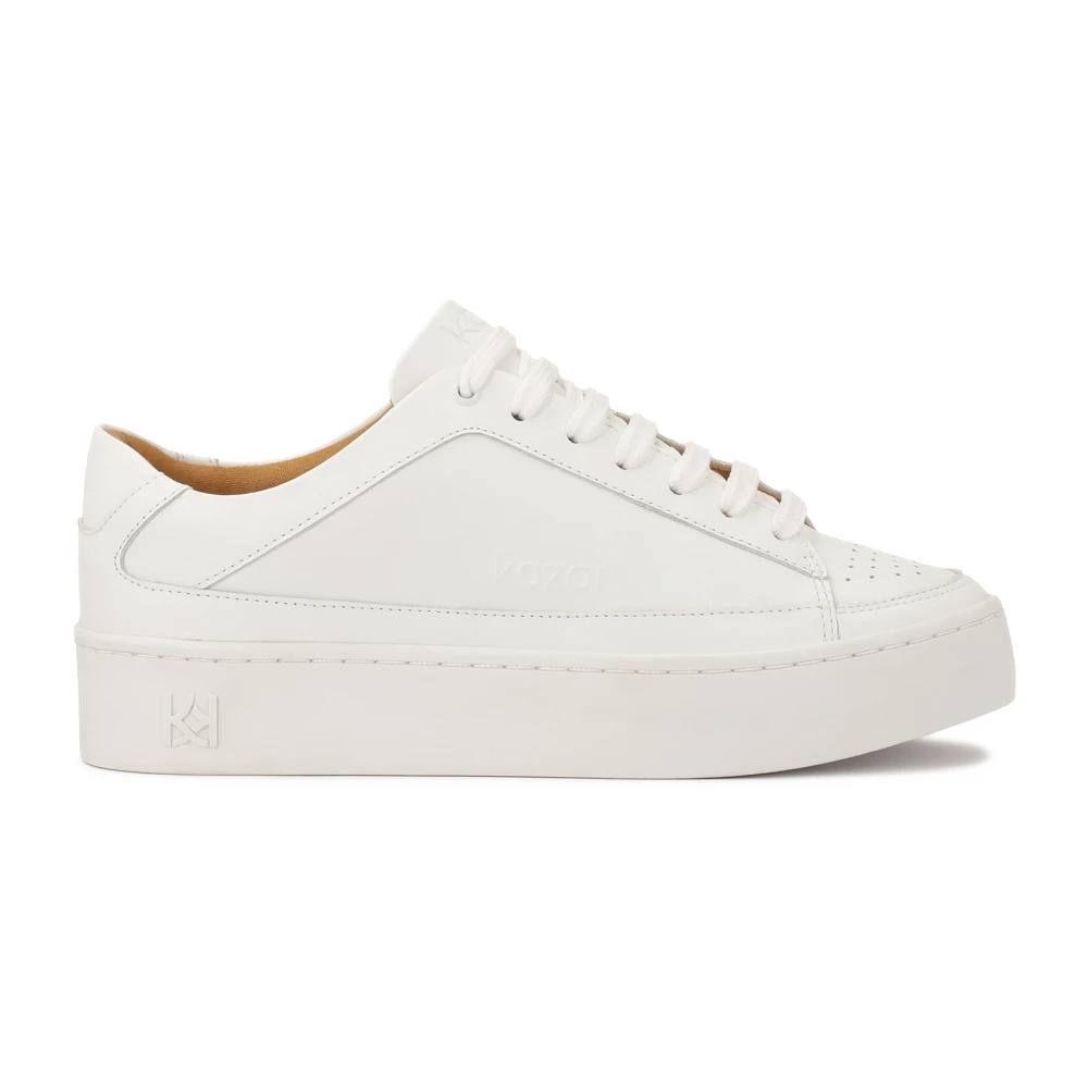 Kazar Witte sneakers met perforatie op de neus Dames Schoenen