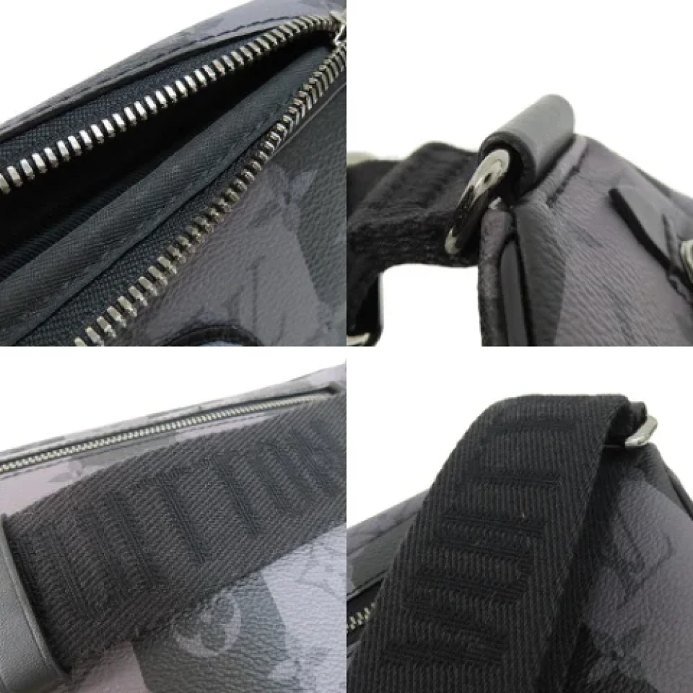 Louis Vuitton Vintage Pre-owned Fabric shoulder-bags Black Dames