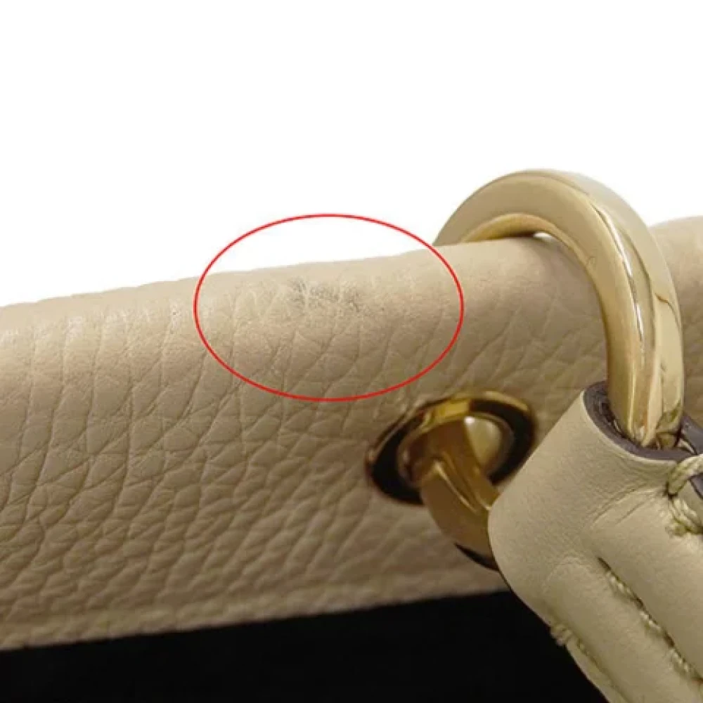 Salvatore Ferragamo Pre-owned Leather handbags Beige Dames