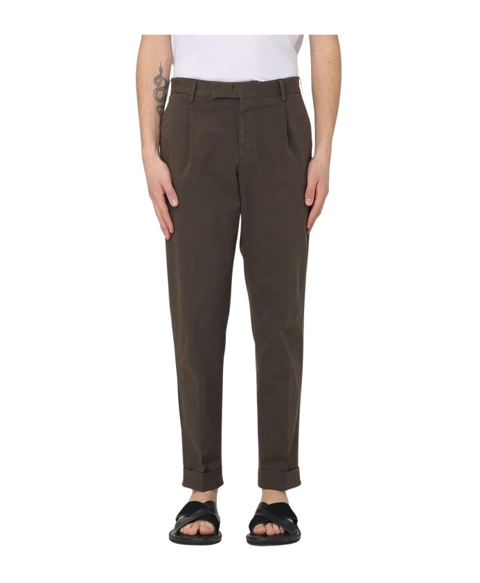 pantalon-blanc-en-coton-a-jambe-droite