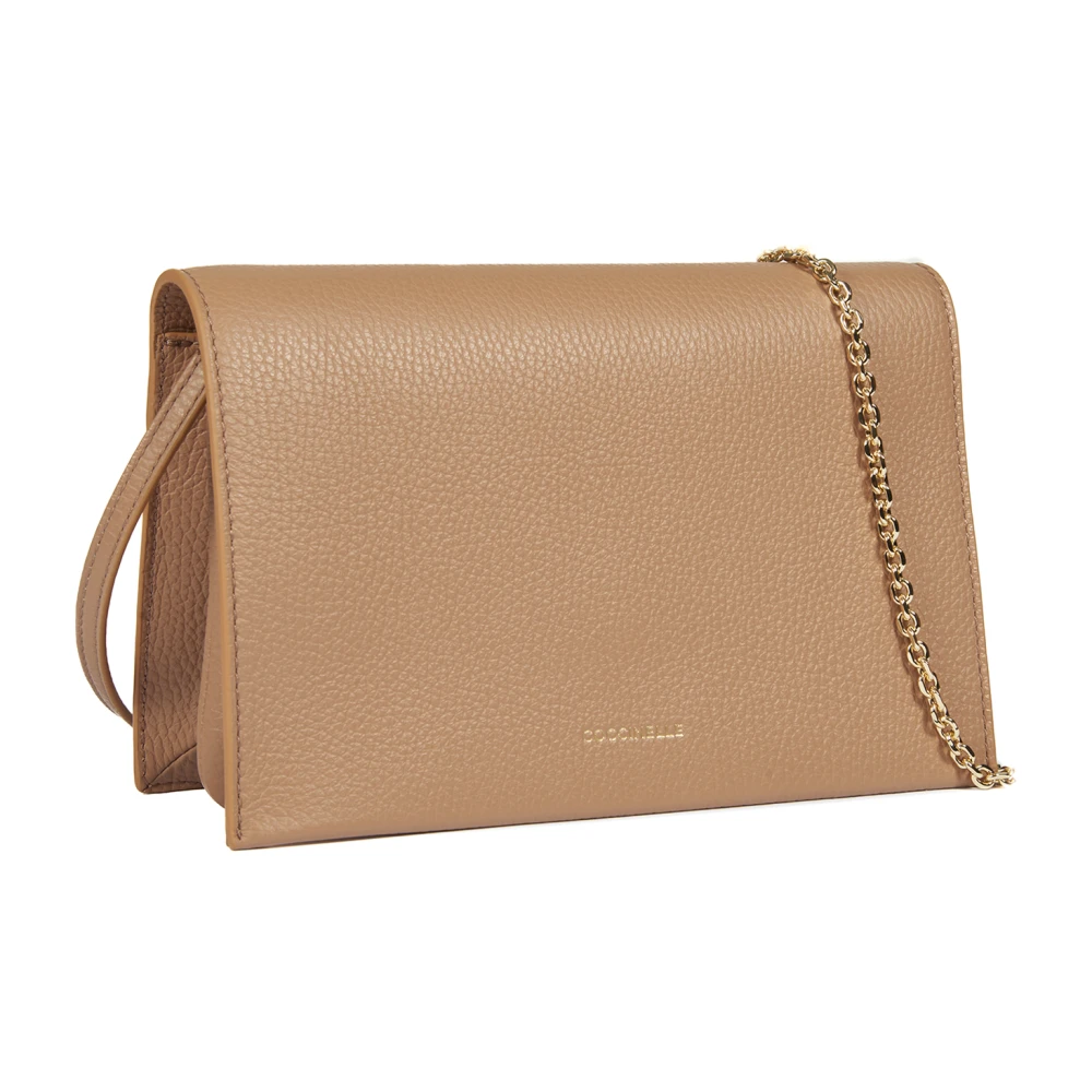 Coccinelle Leren Schoudertas met Kettingriem Beige Dames