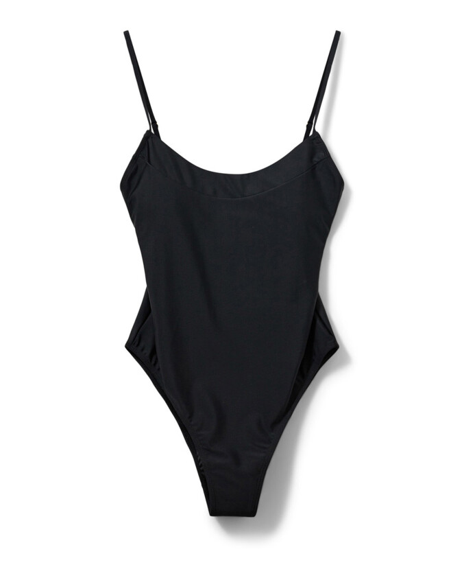 elegant-black-swimsuit-islasw-model