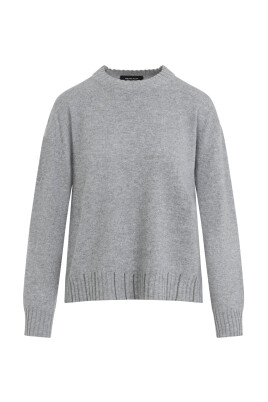 stylish-knit-sweater