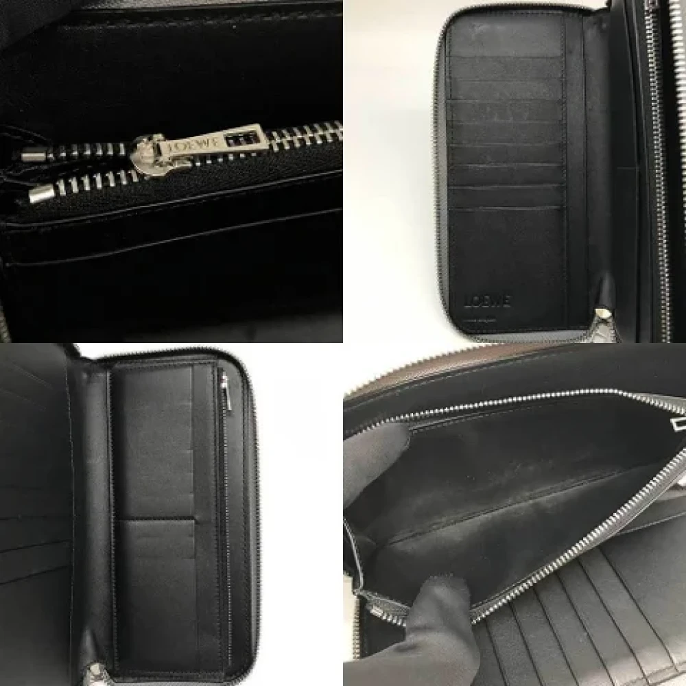 Loewe Pre-owned Leather wallets Gray Dames