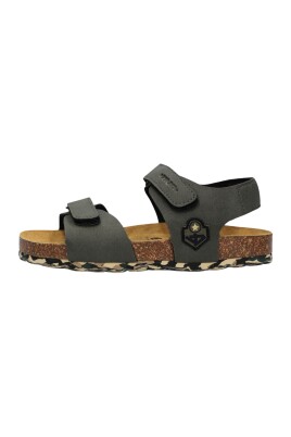jongens-groene-sandalen-stijlvol-model