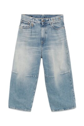 wide-leg-jeans
