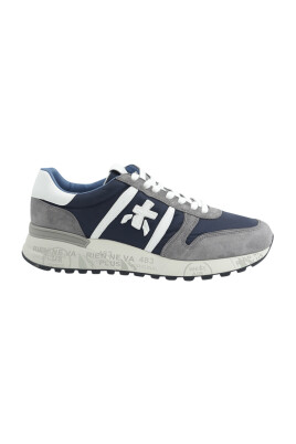 sneakers-bleues-avec-semelle-ergonomique