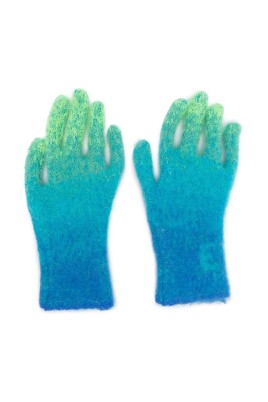 gradient-knit-gloves