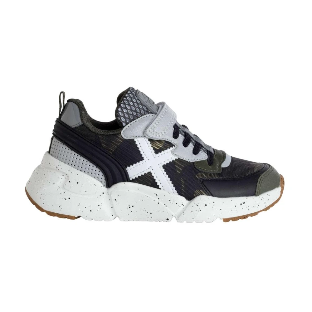 Munich Men's Green Mini Track Vco 62 Sneakers