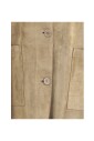 manteau-en-daim-intemporel-avec-fermeture-boutonnee