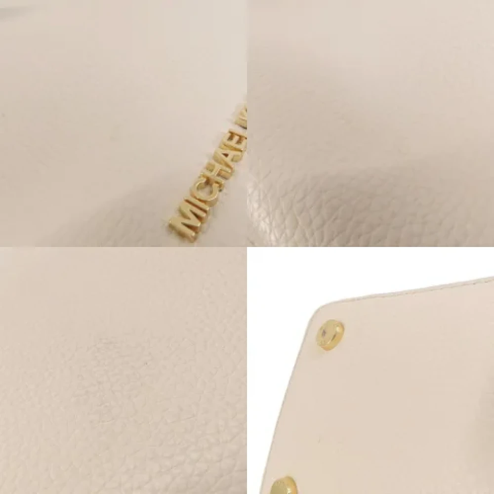 Michael Kors Pre-owned Leather handbags Beige Dames