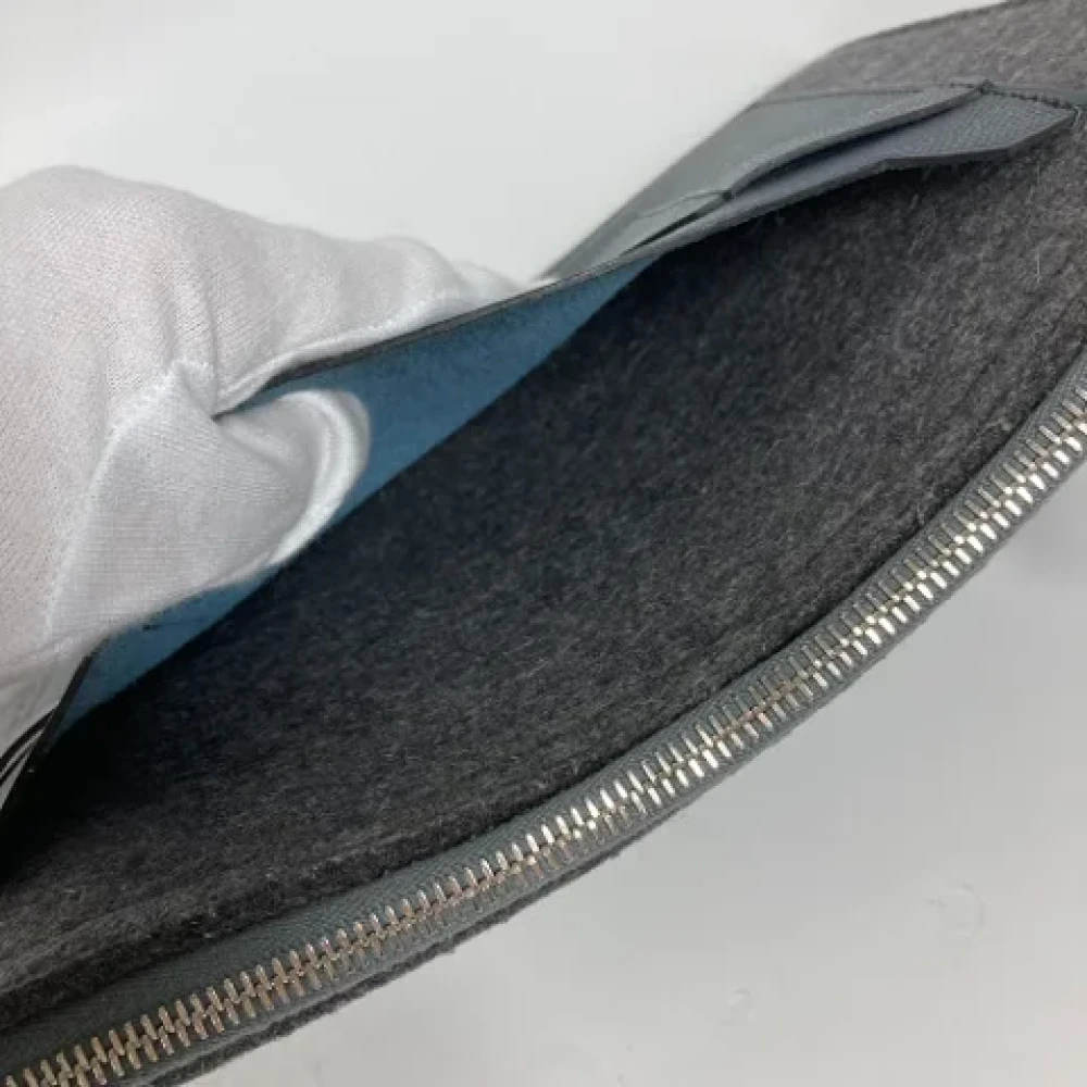 Hermès Vintage Pre-owned Fabric clutches Gray Heren