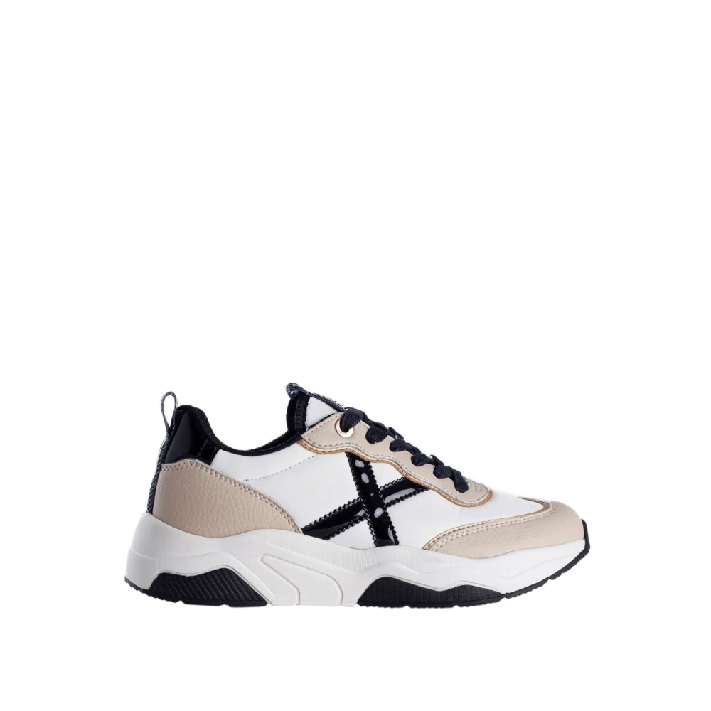 Munich Witte Sneakers voor Vrouwen Dames Schoenen Veelkleurig Multicolor
