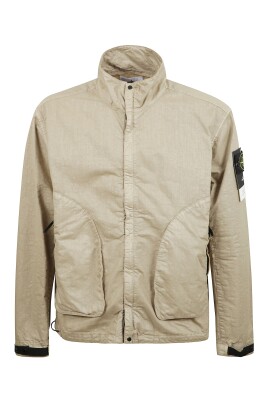 windproof-jacket-with-high-collar