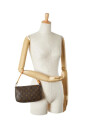 pre-owned-canvas-louis-vuitton-bags