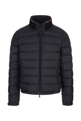 veste-bleue-en-polyester-et-duvet-avec-capuche