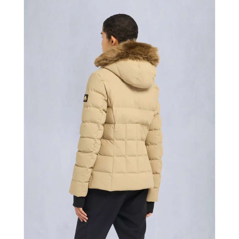 Moose Knuckles Shearling Betta Jas Zand Bruin Goud Beige Dames