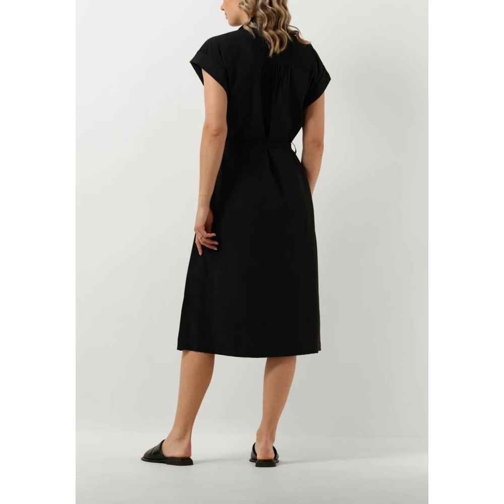 moss copenhagen Zwarte Midi Jurk voor Stijlvolle Vrouwen Black Dames