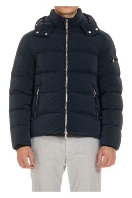 blue-bomber-jacket-brett-os-style