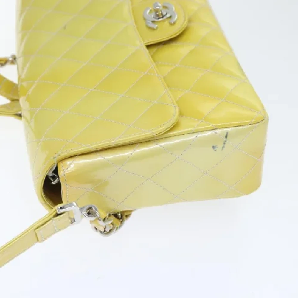 Chanel Vintage Pre-owned Leather backpacks Yellow Dames