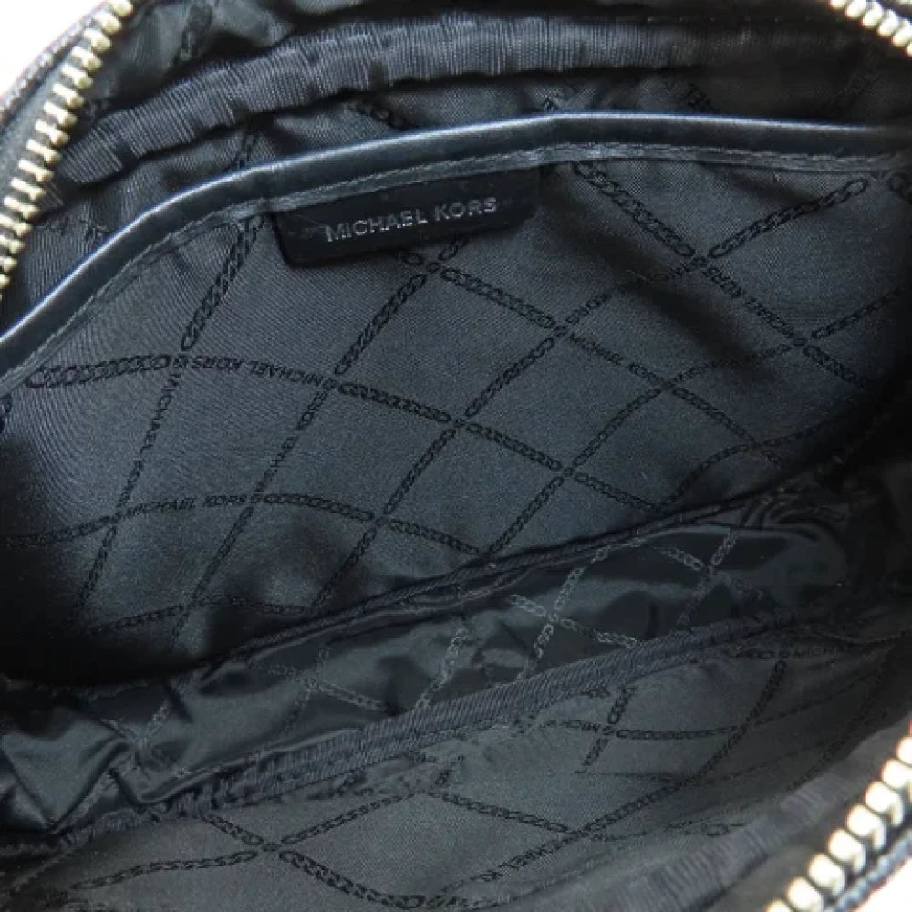 Michael Kors Pre-owned Canvas shoulder-bags Black Dames
