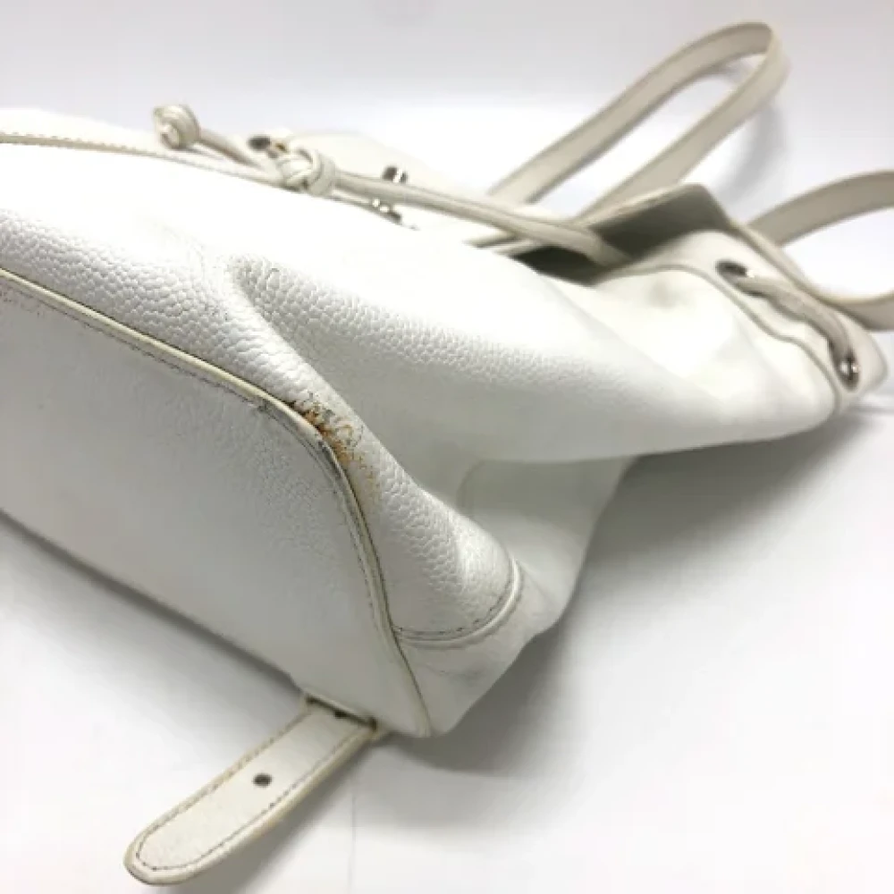 Chanel Vintage Pre-owned Leather backpacks White Dames