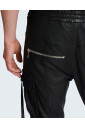 leren-broek-met-riem