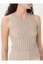 pull-en-tricot-beige