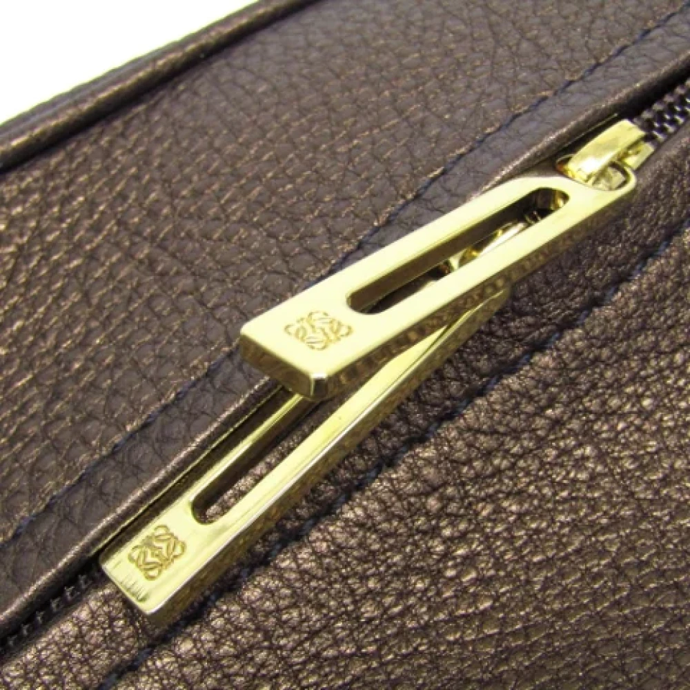 Loewe Pre-owned Leather handbags Brown Dames