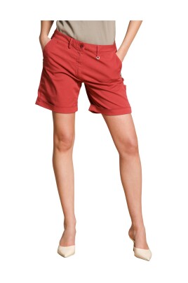 slim-fit-bermuda-shorts-med-stud-detaljer
