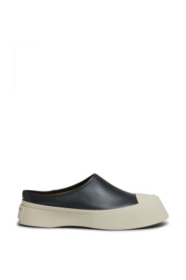 slip-on-sneakers
