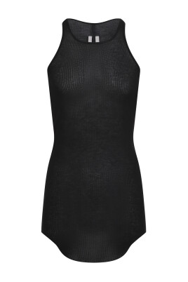 black-topwear-modern-style