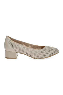elegant-beige-business-shoes