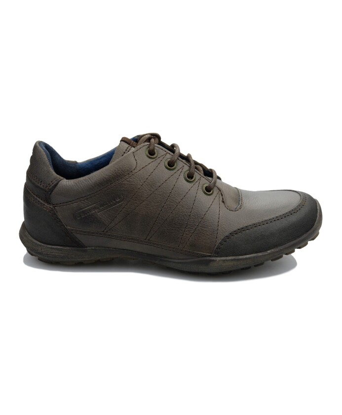 trail-sneaker-femme