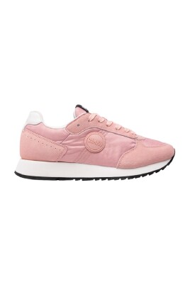 sneaker-rose-travis-one