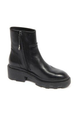 vintage-muse-leather-ankle-boots