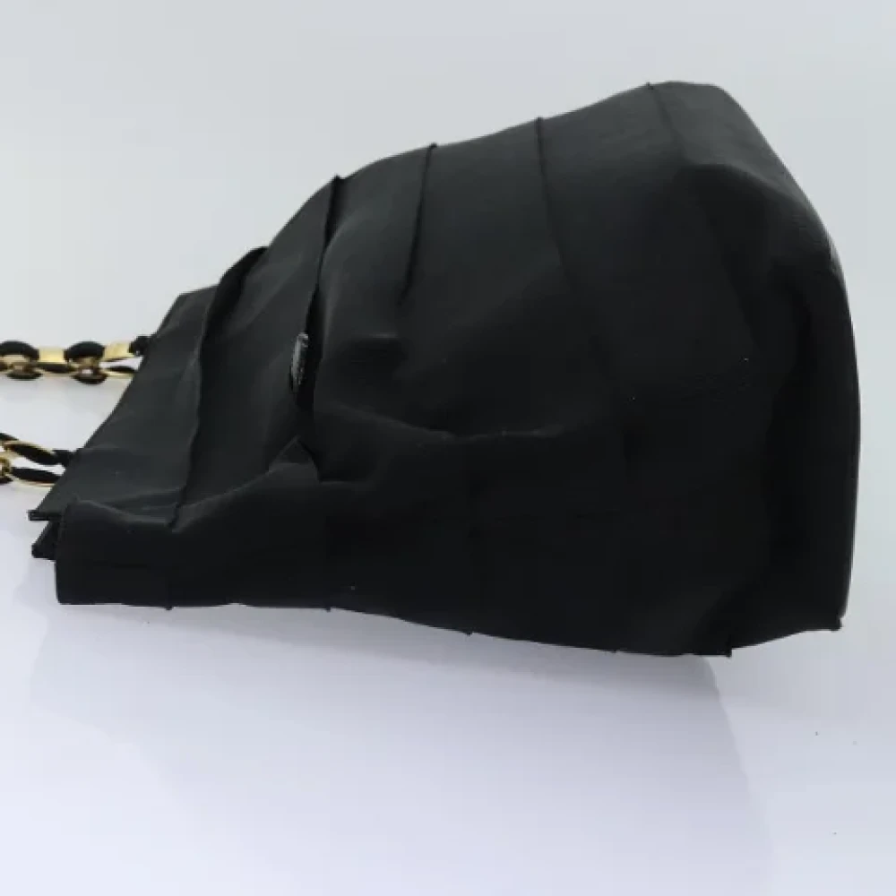 Salvatore Ferragamo Pre-owned Canvas shoulder-bags Black Dames