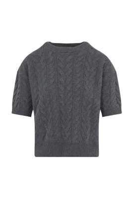 pull-en-laine-gris-elegant-stylish