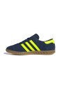 hamburg-woman-night-indigo-sneakers