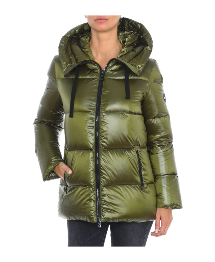 veste-rembourree-a-capuche-avec-fermeture-eclair