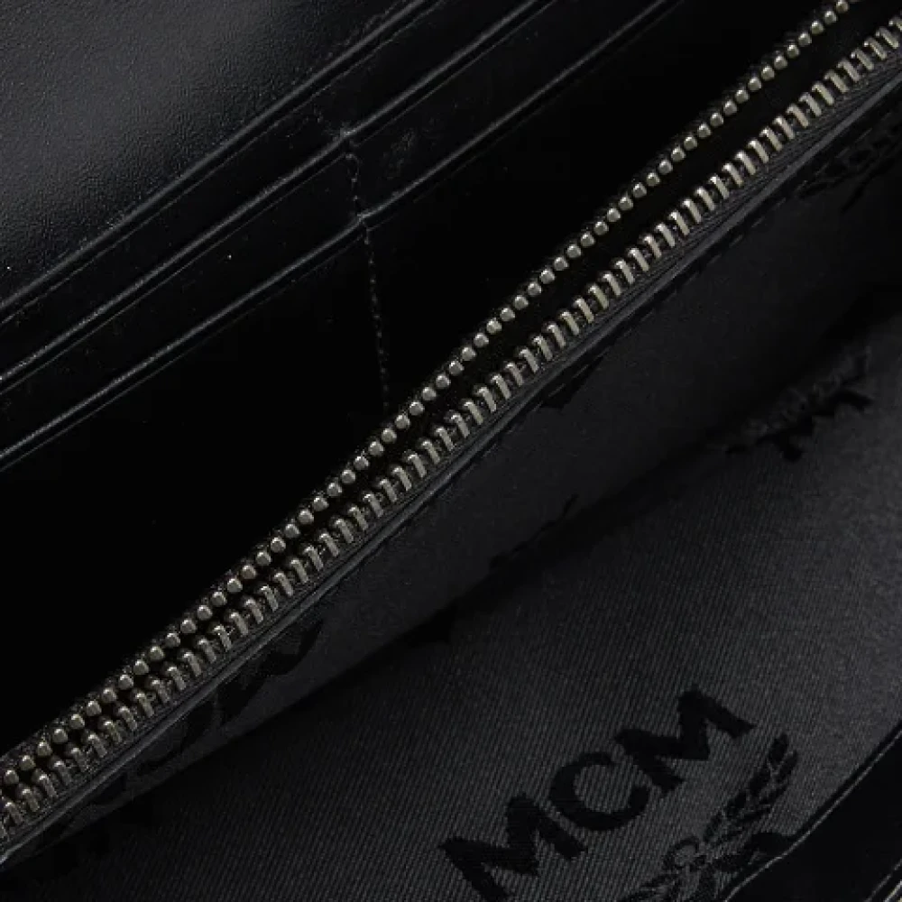 MCM Pre-owned Coated canvas wallets Black Dames